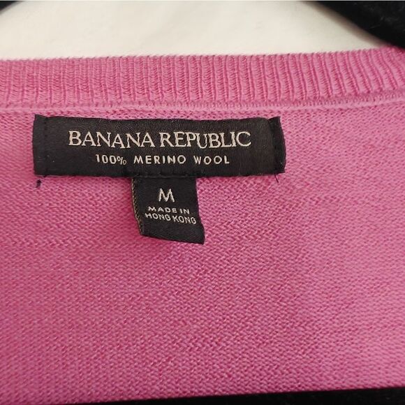 Banana Republic 100% Merino Wool Pink V-Neck Sweater SZ M - Picture 5 of 5